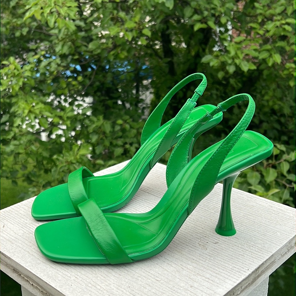 Zara Slingback Sandals (brand new)